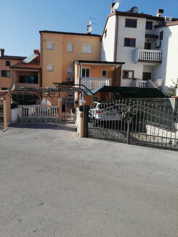 Apartment Zdravko Štinjan Exterior foto